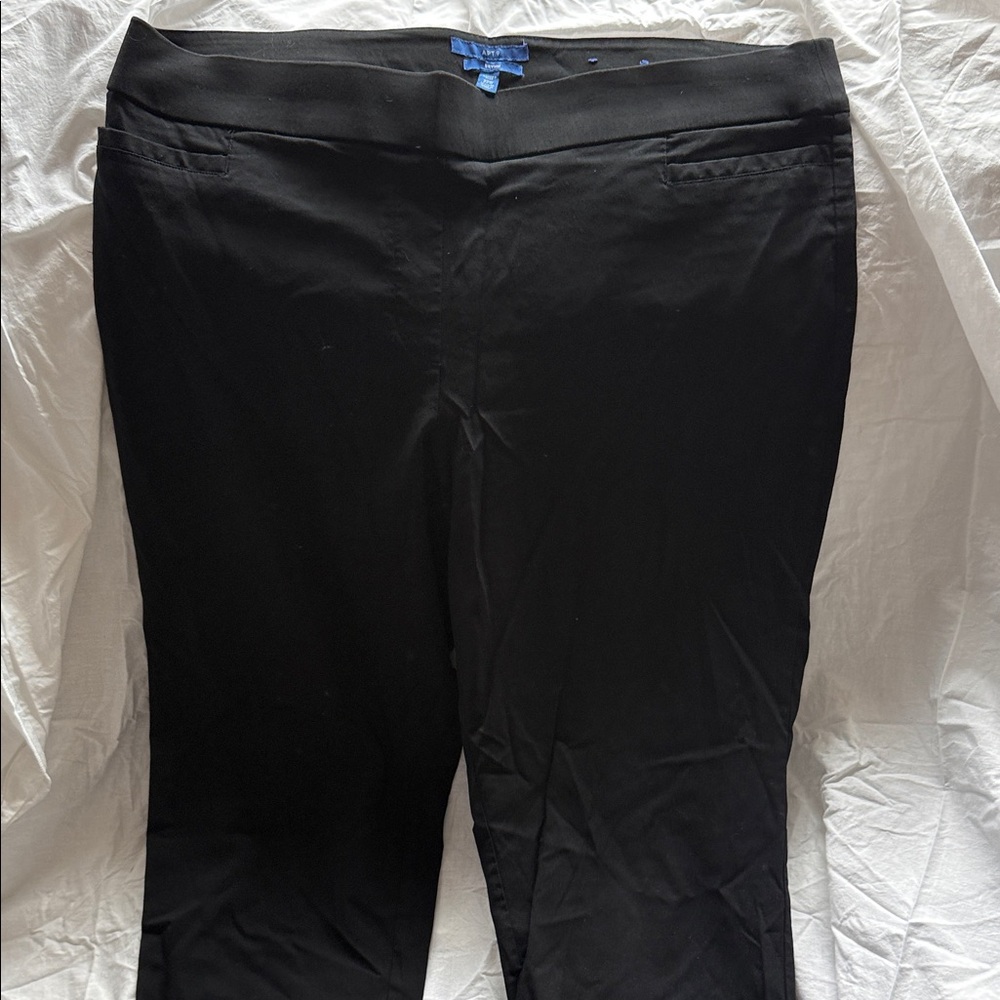Apt. 9 Women's Sleek Black Trousers